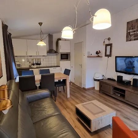 De Blenck Mit Privatem Garten Und Terrasse By Interhome