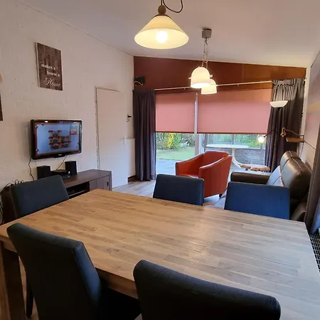De Blenck Mit Privatem Garten Und Terrasse By Interhome *